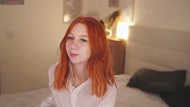 Venelopa online show from September 27, 2025, 3:39 pm