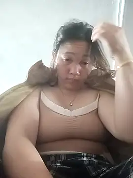 miumiu 00 online show from February 24, 2026, 1:20 pm