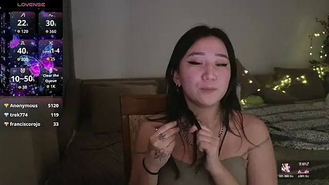 EvaDior13 online show from October 21, 2025, 3:57 pm