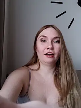 KisaVixen online show from March 29, 2026, 2:17 pm