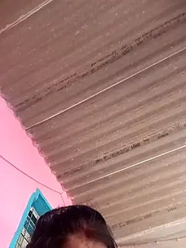 Rubi12A online show from April 8, 2026, 6:13 am