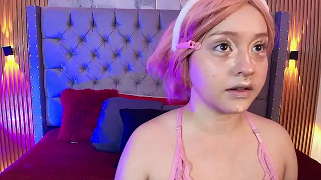 Suxan White  online show from January 17, 2026, 12:43 pm