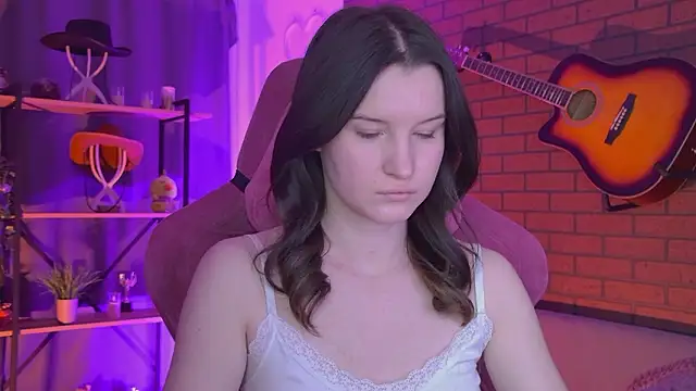 AgataWillis online show from March 9, 2026, 4:38 am