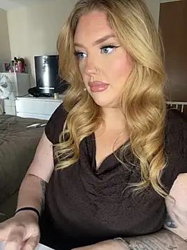 MysteriousMylaX online show from September 24, 2025, 1:58 pm