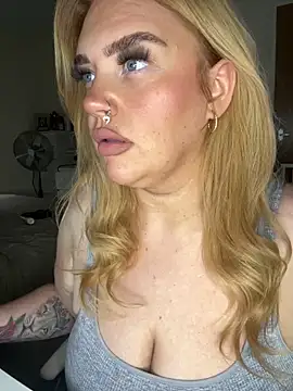 MysteriousMylaX online show from October 13, 2025, 2:28 pm