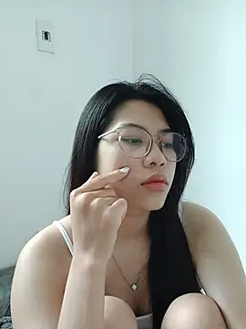 Snapshot of Katanh chatting on July 19, 2026, 6:39 am Katanh online show from July 19, 2026, 6:39 am