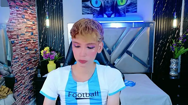 park jimin1 online show from September 13, 2025, 2:44 am