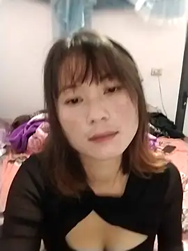 linda bae00 online show from October 1, 2025, 1:22 am