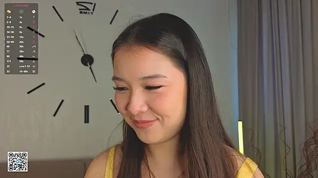 Snapshot of AlberthaEscue chatting on September 17, 2025, 4:14 am AlberthaEscue online show from September 17, 2025, 4:14 am