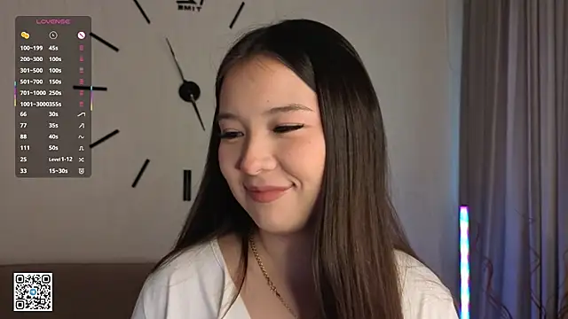 Snapshot of AlberthaEscue chatting on September 18, 2025, 4:14 am AlberthaEscue online show from September 18, 2025, 4:14 am