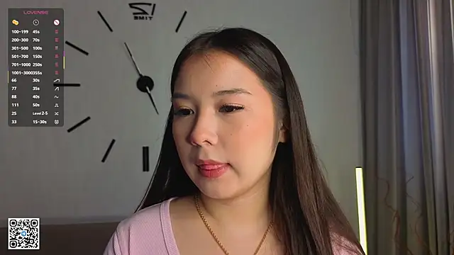 Snapshot of AlberthaEscue chatting on September 22, 2025, 4:14 am AlberthaEscue online show from September 22, 2025, 4:14 am