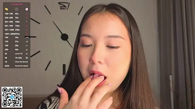 Snapshot of AlberthaEscue chatting on October 22, 2025, 4:13 am AlberthaEscue online show from October 22, 2025, 4:13 am