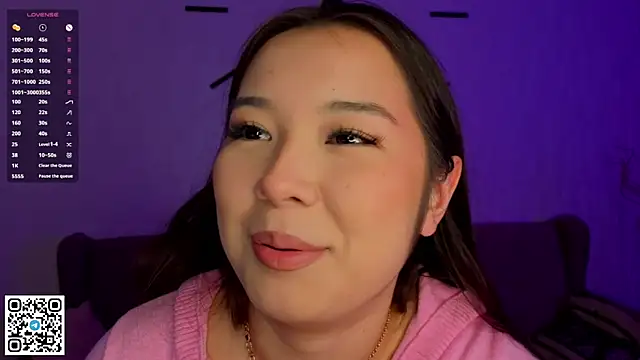 Snapshot of AlberthaEscue chatting on November 4, 2025, 4:11 am AlberthaEscue online show from November 4, 2025, 4:11 am