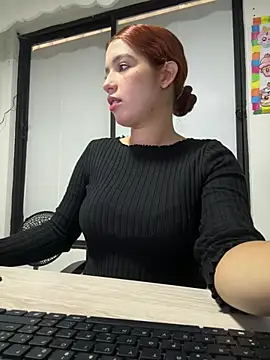 Snapshot of olivia_jass chatting on May 21, 2026, 2:02 pm olivia jass online show from May 21, 2026, 2:02 pm