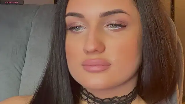 mygoddesshecate online show from November 7, 2025, 10:37 am