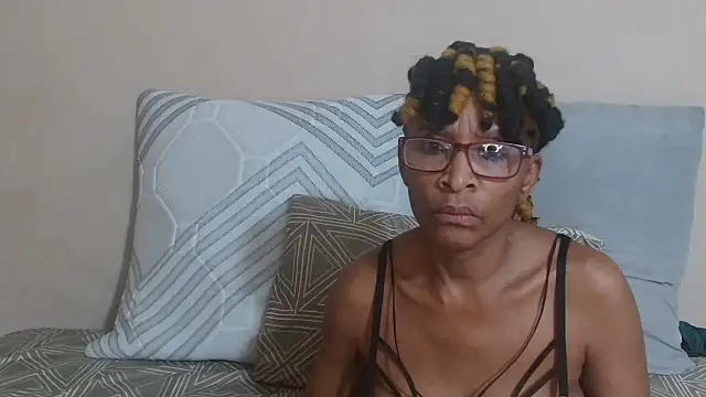 SugarPoppy24xxx online show from September 30, 2025, 6:07 am