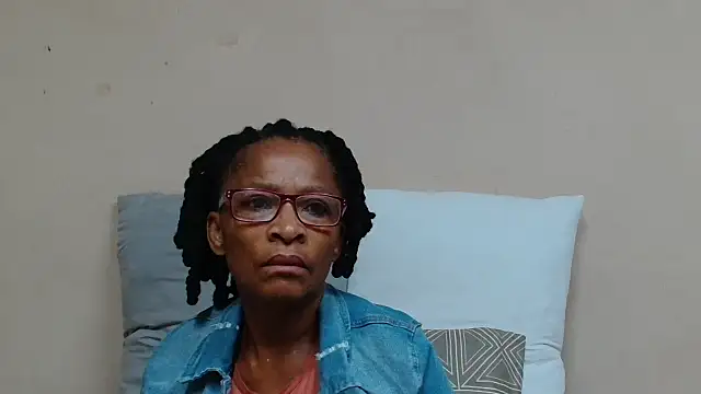 SugarPoppy24xxx online show from November 3, 2025, 9:21 am