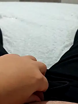 t-dog26 online show from February 18, 2026, 6:31 am