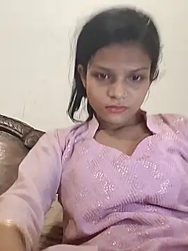 Snapshot of Komal0099 chatting on October 17, 2025, 3:14 pm Komal0099 online show from October 17, 2025, 3:14 pm