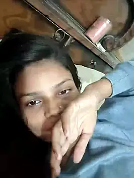 Snapshot of Komal0099 chatting on November 14, 2025, 2:54 am Komal0099 online show from November 14, 2025, 2:54 am