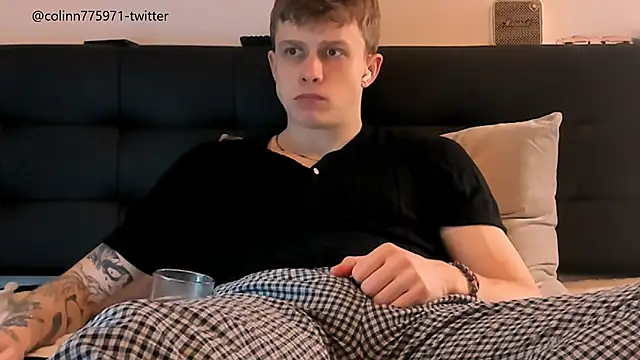 TalkingHead 0  online show from December 22, 2025, 7:16 am