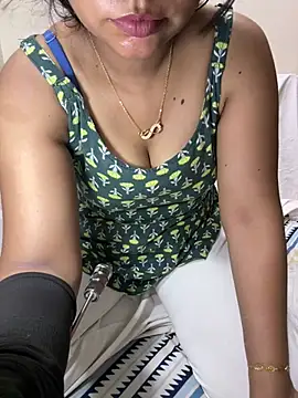 Snapshot of indian_aakruti chatting on June 11, 2026, 4:10 am indian aakruti online show from June 11, 2026, 4:10 am