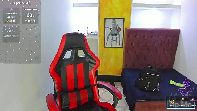 alison moon7 online show from December 22, 2025, 12:02 pm