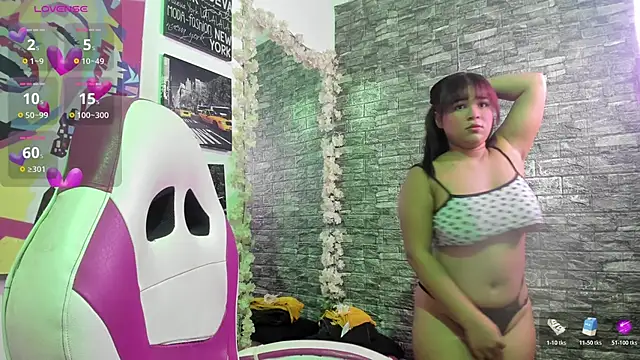 Snapshot of karoll__sex chatting on June 17, 2026, 12:50 pm karoll sex online show from June 17, 2026, 12:50 pm