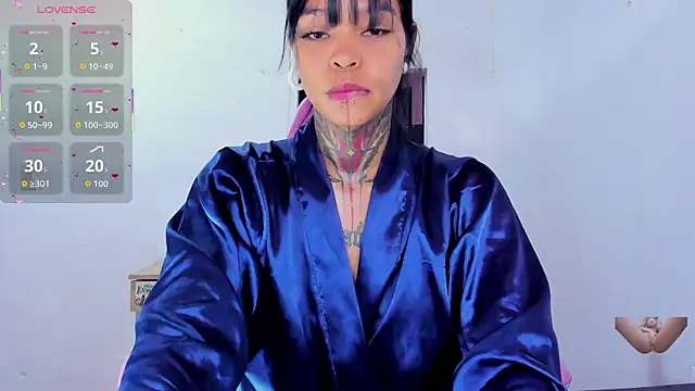 AikoKimura online show from October 15, 2025, 2:50 pm