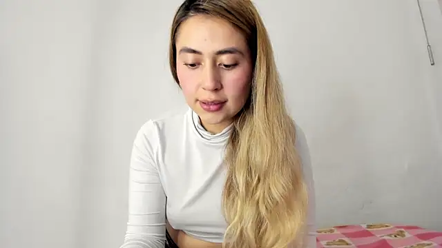 min-ji online show from September 15, 2025, 7:47 pm