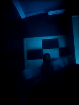 TinnyVsGiant online show from September 23, 2025, 8:34 pm