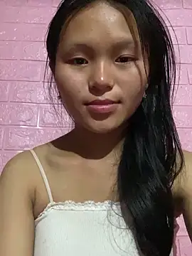 Snapshot of milo_bae chatting on November 3, 2025, 7:42 am milo bae online show from November 3, 2025, 7:42 am