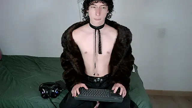 v3niceb1tch online show from March 3, 2026, 3:23 am