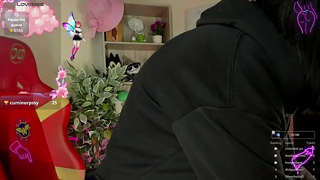 Lana Dreams  online show from September 26, 2025, 1:09 am