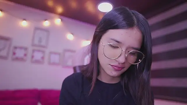 Lana Dreams  online show from November 7, 2025, 12:43 am