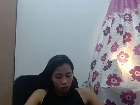 Snapshot of Joys_Wet_Pussy chatting on July 25, 2026, 9:18 am Joys Wet Pussy online show from July 25, 2026, 9:18 am