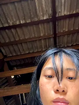 EmLy02 online show from September 26, 2025, 3:54 am