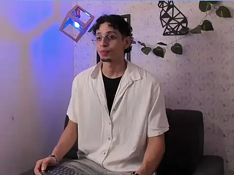 nicolai drake online show from October 15, 2025, 12:55 am