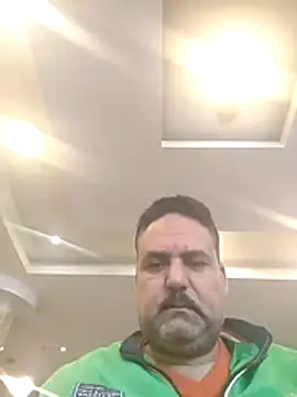 Snapshot of mM0140 chatting on January 7, 2026, 12:29 pm mM0140 online show from January 7, 2026, 12:29 pm