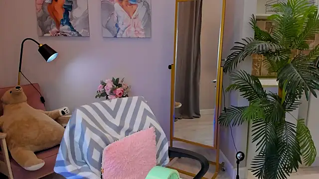 Mia meowXkiss online show from September 8, 2025, 4:39 pm