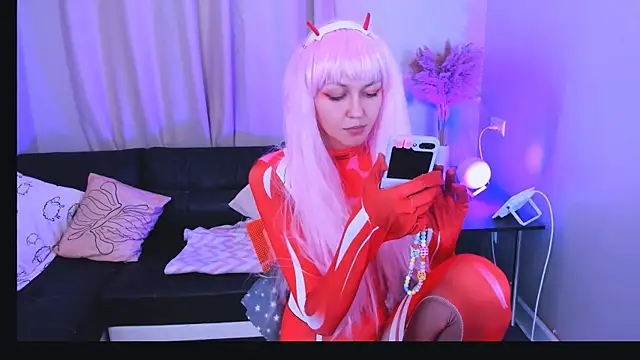 Mia meowXkiss online show from September 24, 2025, 3:59 pm