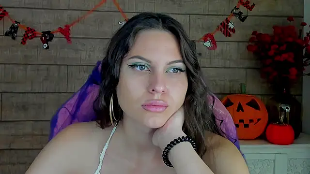 AlisaVersailles online show from October 31, 2025, 4:19 pm