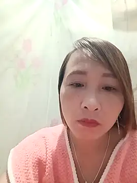 Missa kute20 online show from September 18, 2025, 8:33 pm