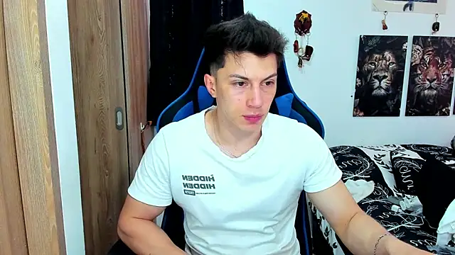 javiersexymann online show from January 23, 2025, 7:07 pm