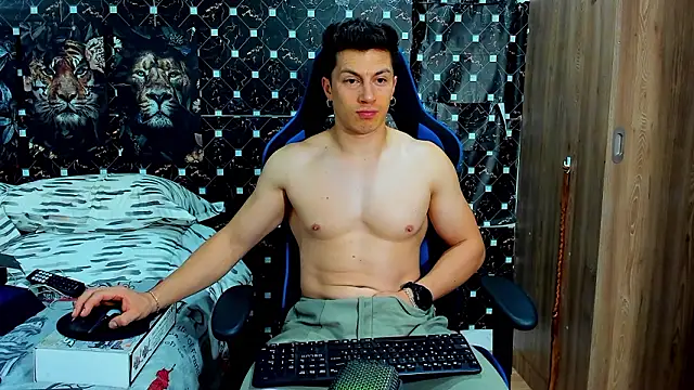 javiersexymann online show from March 2, 2026, 5:08 am