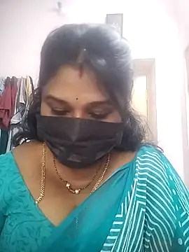 Snapshot of chaitara-reddy chatting on January 7, 2026, 8:06 am chaitara-reddy online show from January 7, 2026, 8:06 am