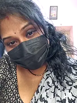 Snapshot of chaitara-reddy chatting on February 18, 2026, 8:43 am chaitara-reddy online show from February 18, 2026, 8:43 am