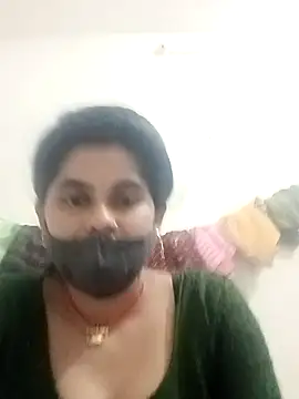 JULEE-740 online show from October 27, 2025, 1:59 pm