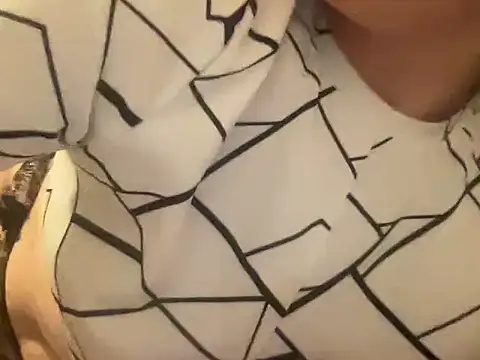 spookyspooky2 online show from October 9, 2025, 8:23 am