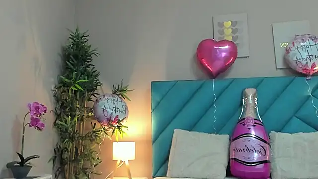 HaileyVice online show from October 28, 2025, 5:55 am